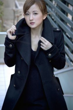 年极品女仆妹妹穿着丝袜高跟被干